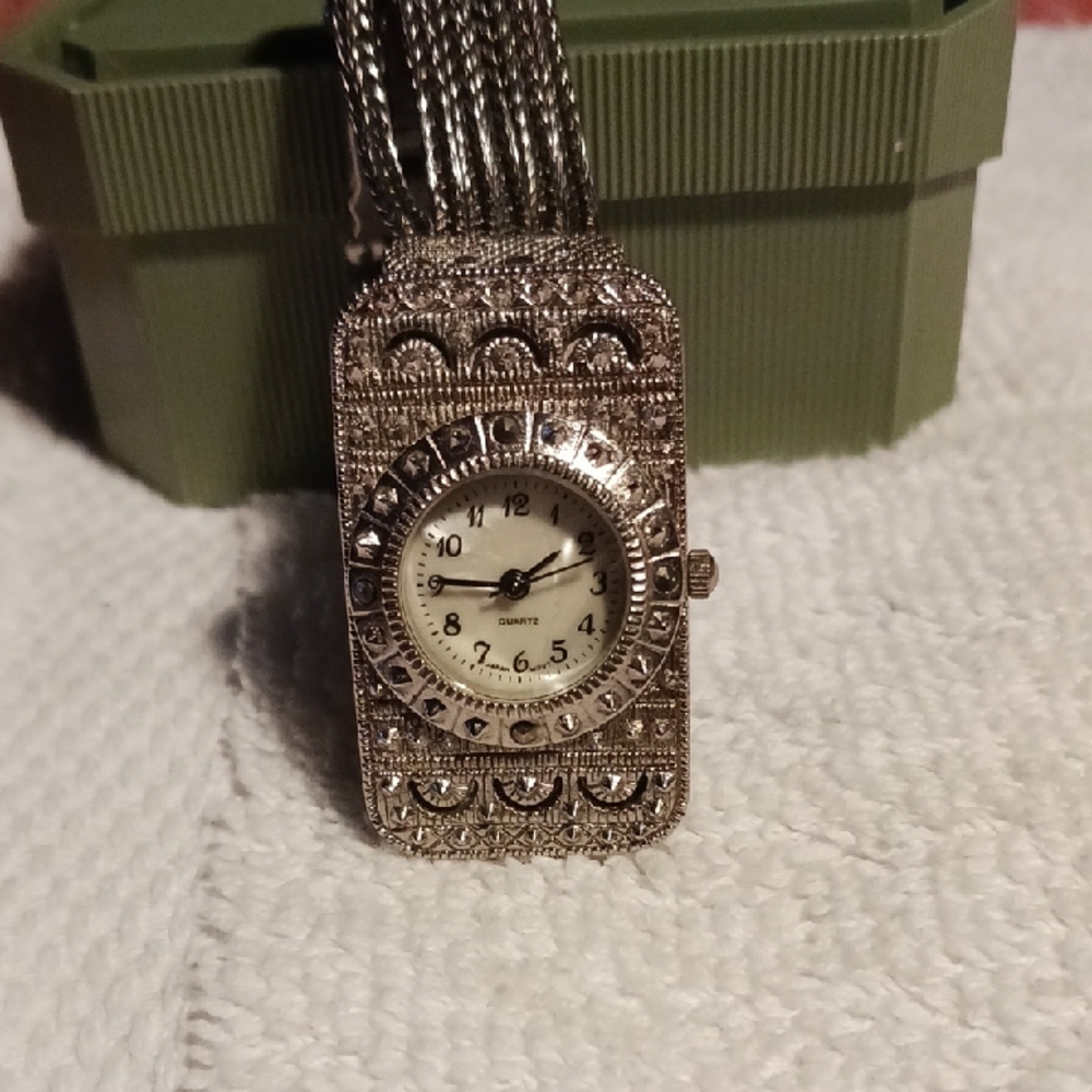 Geneva Silver Women's Bracelet Watch